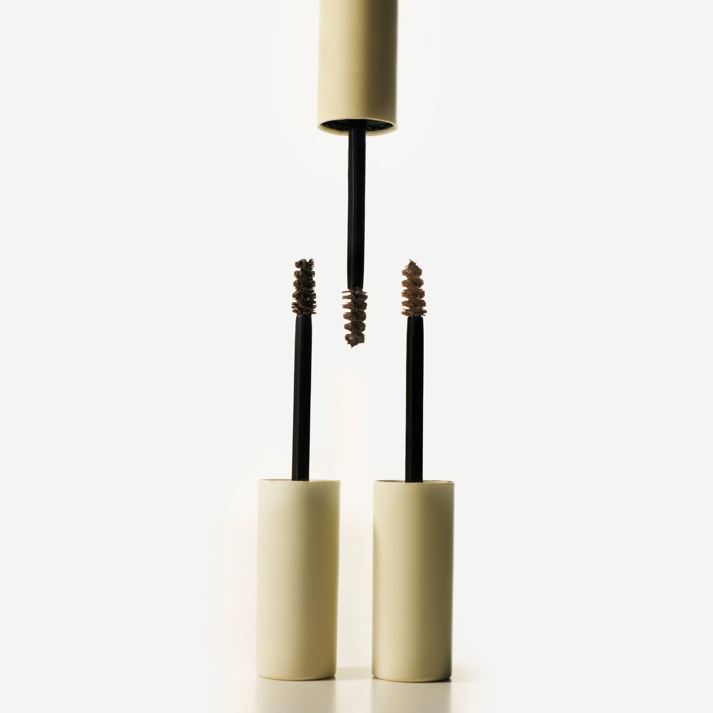 Gel Fortifiant Sourcils T51
Peptides de pois + Kératine végétale