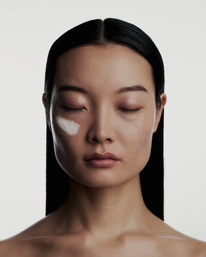 Crème Visage Nourrissante L42
Acide hyaluronique 1% + Oléine de karité