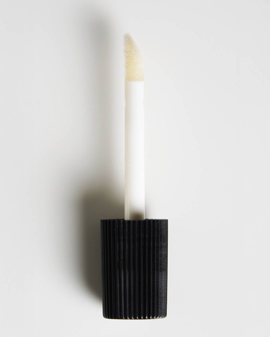 Sérum Exfoliant Lèvres L38
Acide mandélique 2% + Enzyme de grenade